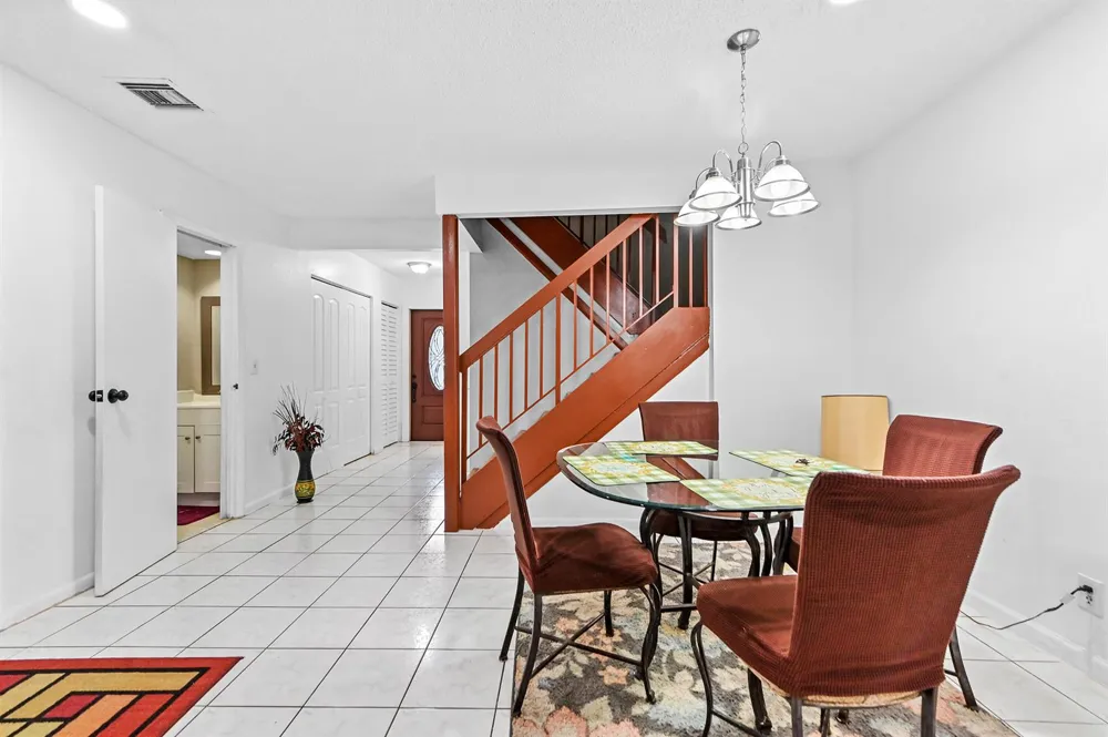 7904 SW 8th Street North Lauderdale, FL 33068
