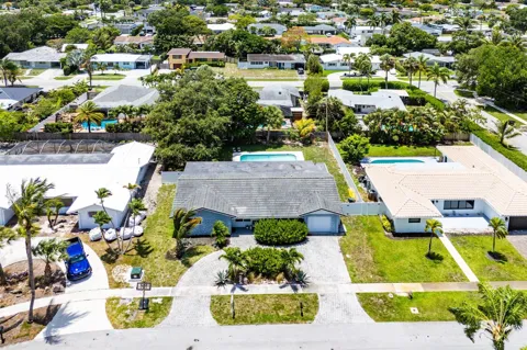 581 NW 13th Drive