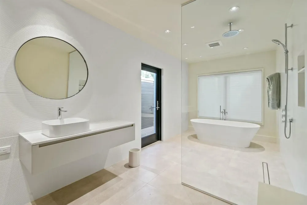 170 Beacon Lane Jupiter Inlet Colony, FL 33469