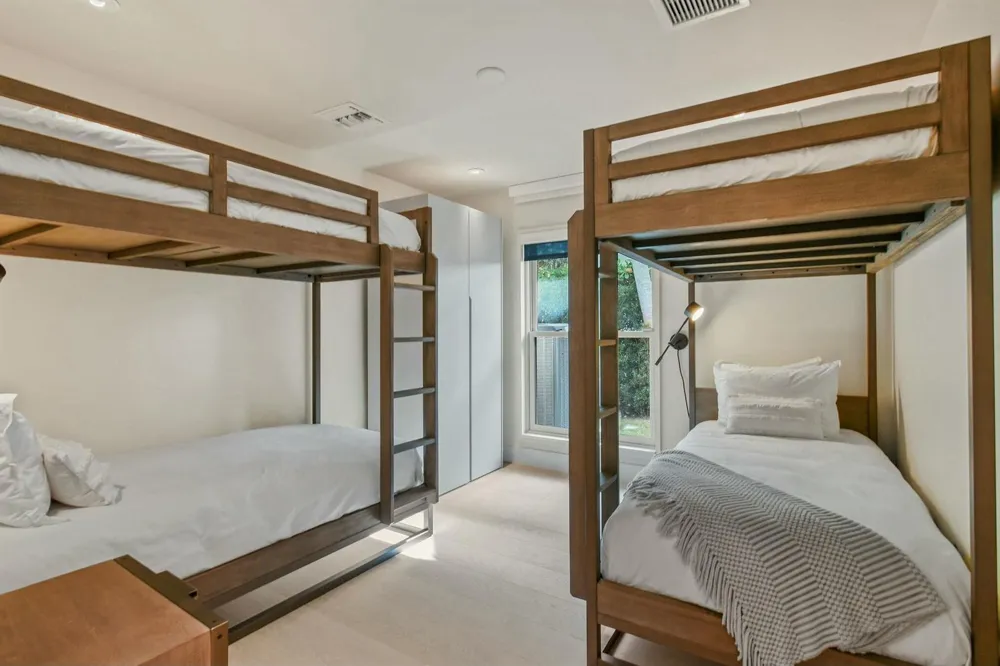 170 Beacon Lane Jupiter Inlet Colony, FL 33469