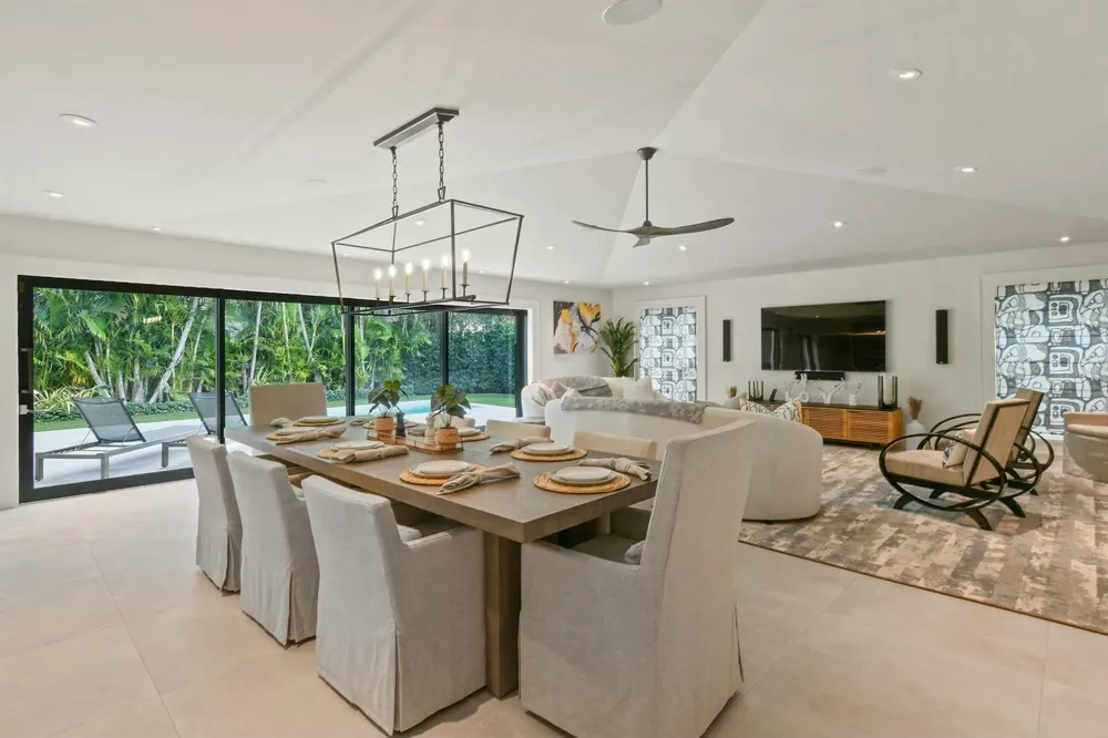 170 Beacon Lane Jupiter Inlet Colony, FL 33469