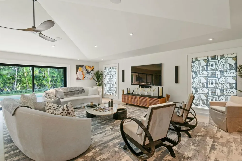 170 Beacon Lane Jupiter Inlet Colony, FL 33469