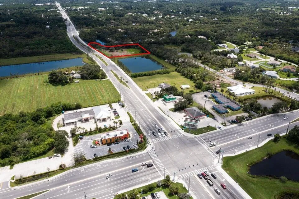 2083 W Midway Road Fort Pierce, FL 34981