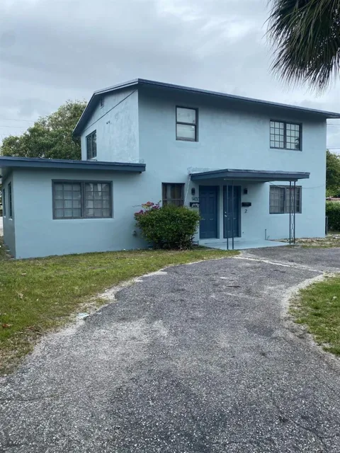 1400 W 28th Street #1