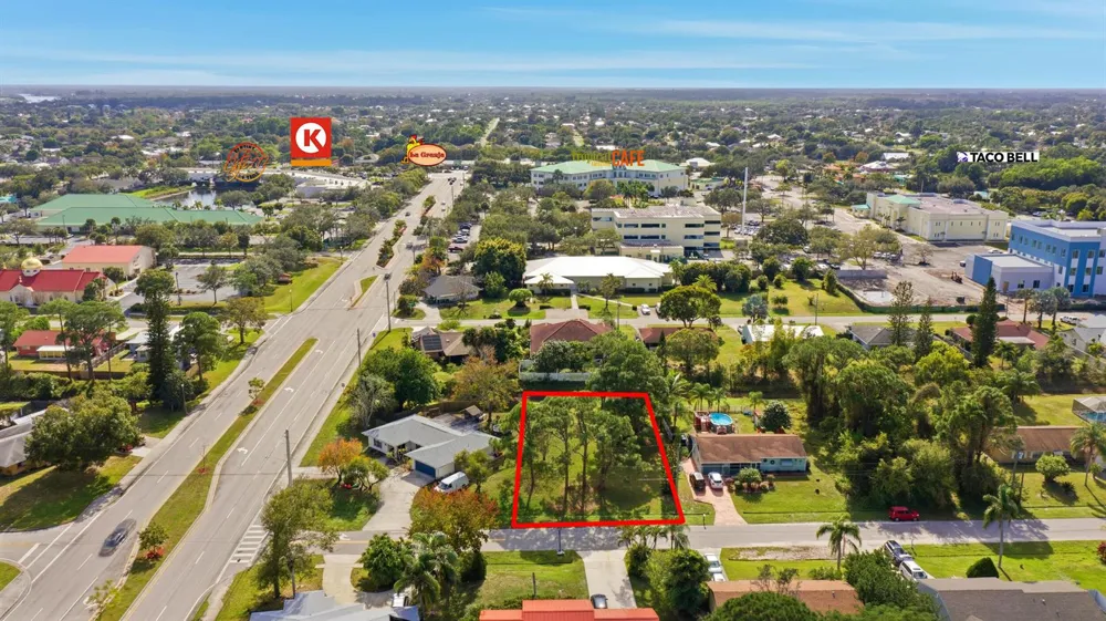 114 SW Evans Avenue Port St. Lucie, FL 34984