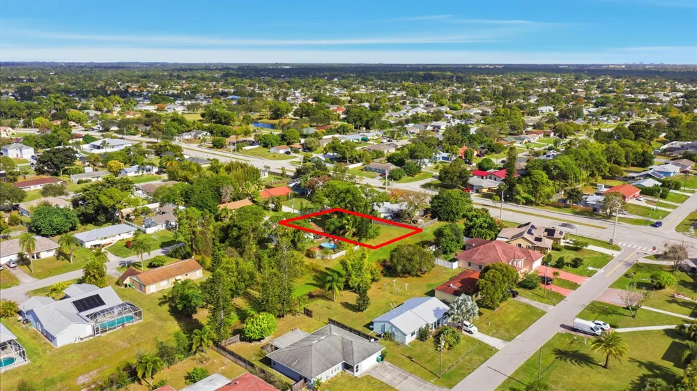 114 SW Evans Avenue Port St. Lucie, FL 34984