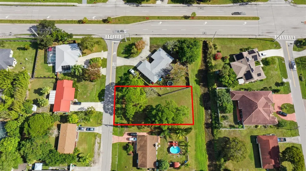 114 SW Evans Avenue Port St. Lucie, FL 34984