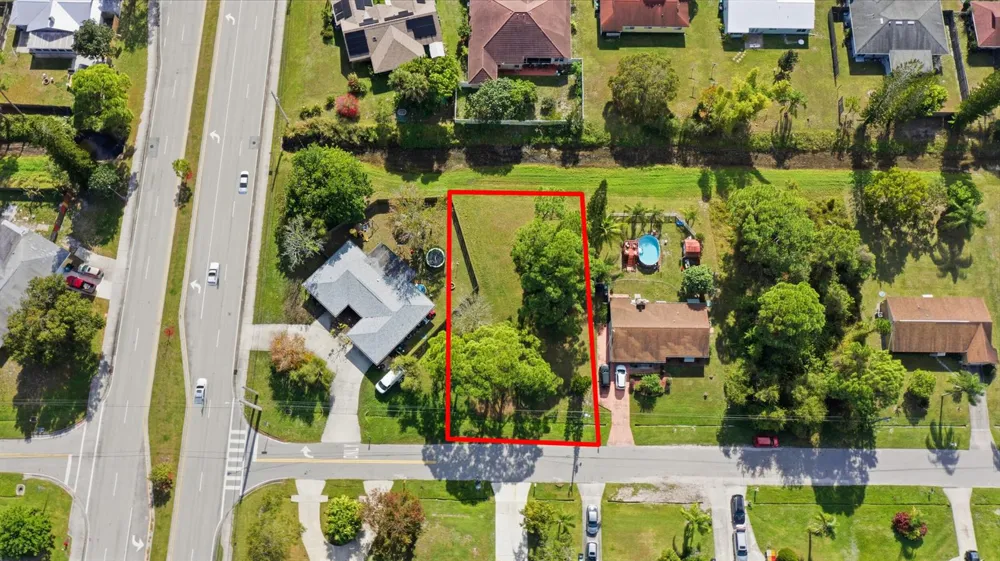 114 SW Evans Avenue Port St. Lucie, FL 34984