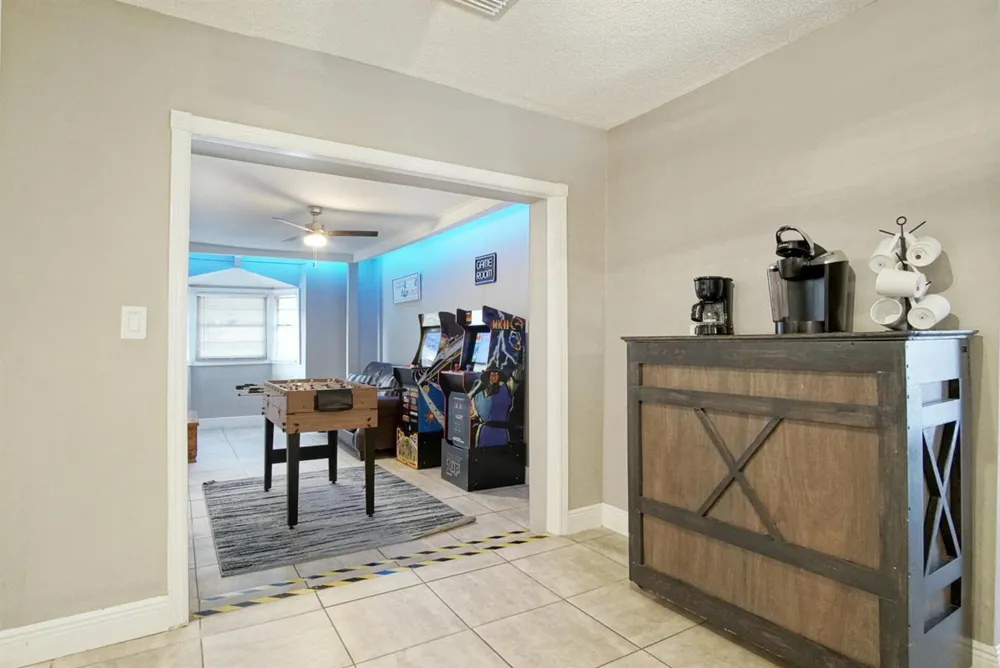 1002 Avenue E E Fort Pierce, FL 34950