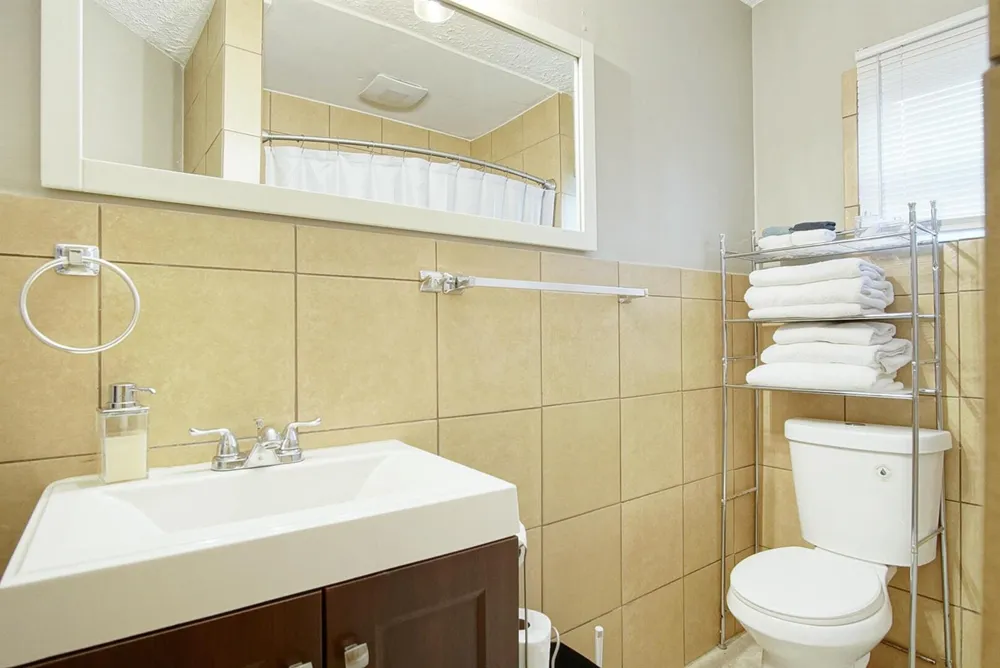 1002 Avenue E E Fort Pierce, FL 34950