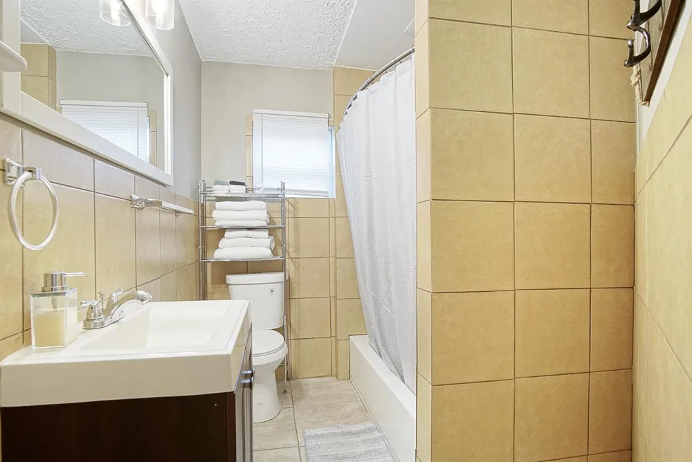 1002 Avenue E E Fort Pierce, FL 34950