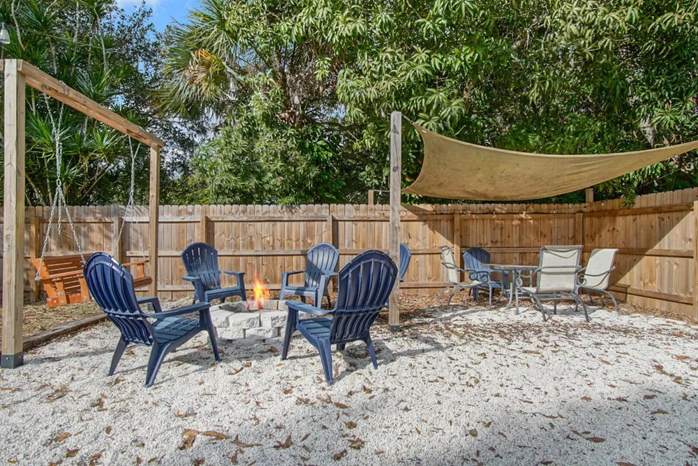 1002 Avenue E E Fort Pierce, FL 34950