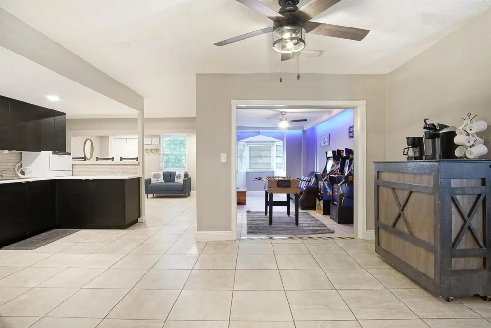 1002 Avenue E E Fort Pierce, FL 34950