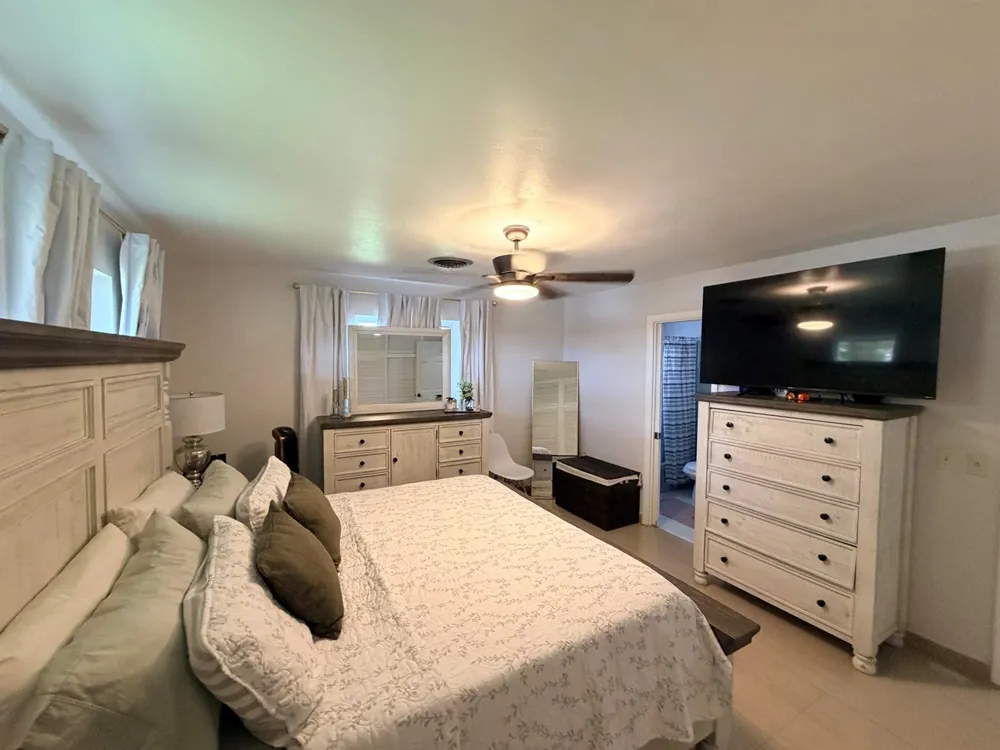 955 NW 4th St Street Belle Glade, FL 33430