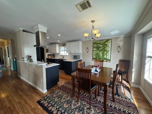 6927 SE Delegate Street Hobe Sound, FL 33455