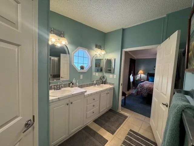 6927 SE Delegate Street Hobe Sound, FL 33455