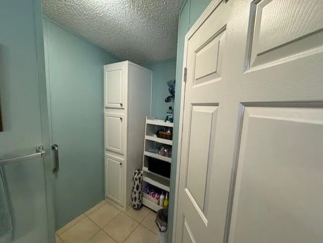 6927 SE Delegate Street Hobe Sound, FL 33455