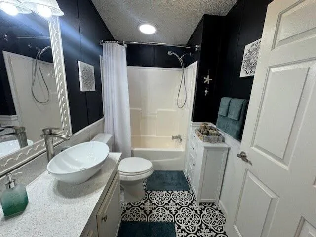 6927 SE Delegate Street Hobe Sound, FL 33455