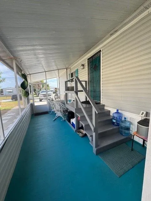 6927 SE Delegate Street Hobe Sound, FL 33455