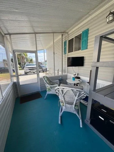 6927 SE Delegate Street Hobe Sound, FL 33455