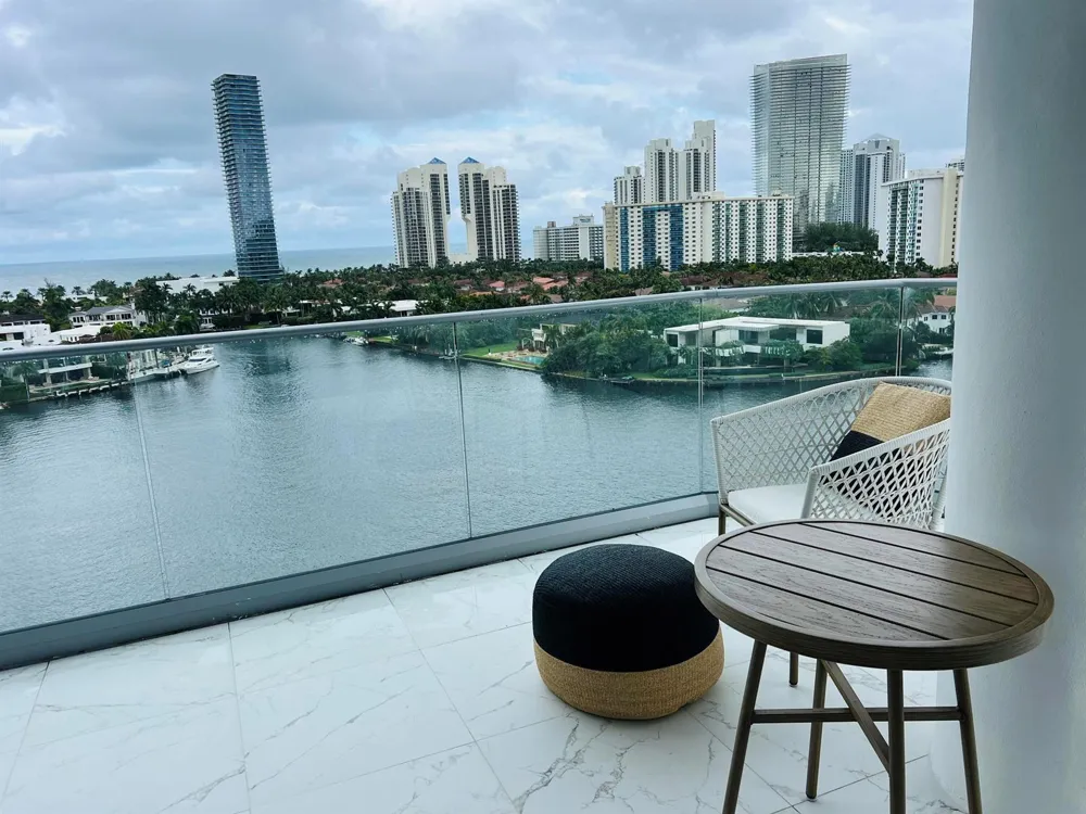 19707 Turnberry Way #12e Aventura, FL 33180