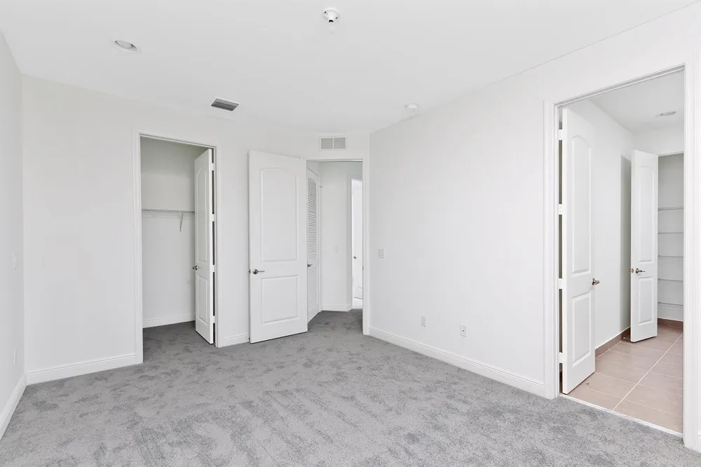 6979 Pines Circle #35 Coconut Creek, FL 33073
