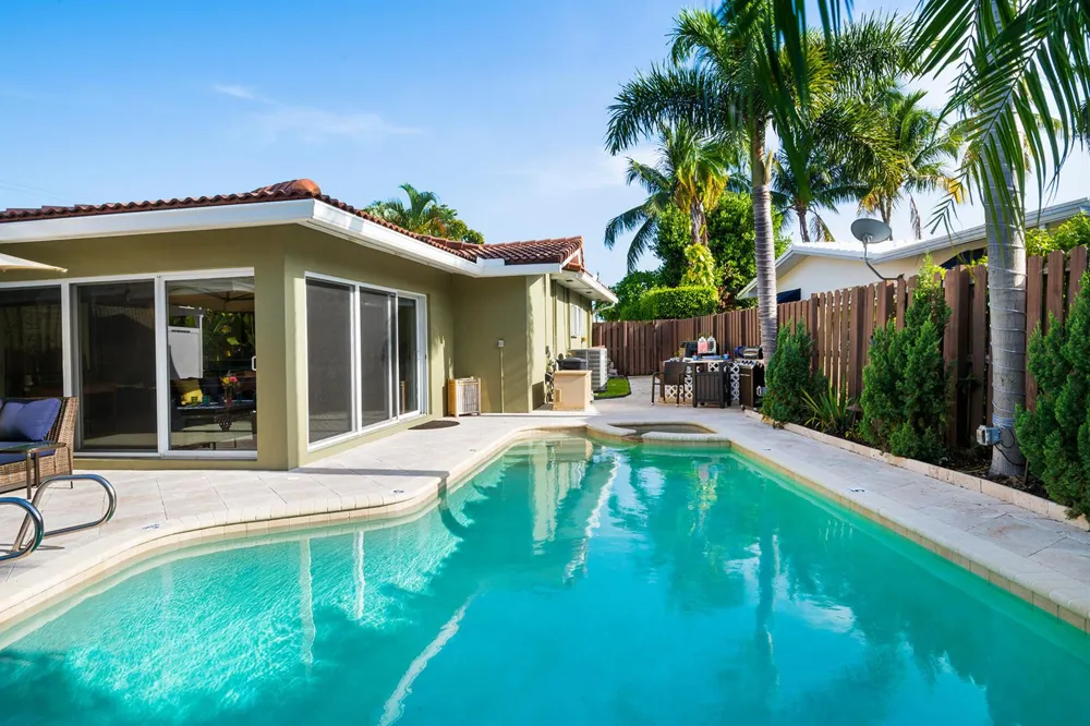 1755 E Terra Mar Drive Lauderdale By The Sea, FL 33062