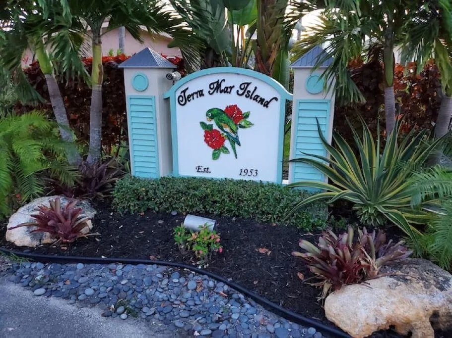 1755 E Terra Mar Drive Lauderdale By The Sea, FL 33062