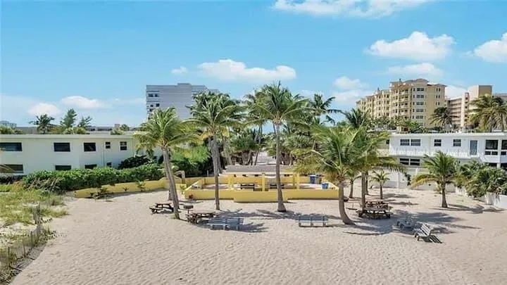 1755 E Terra Mar Drive Lauderdale By The Sea, FL 33062