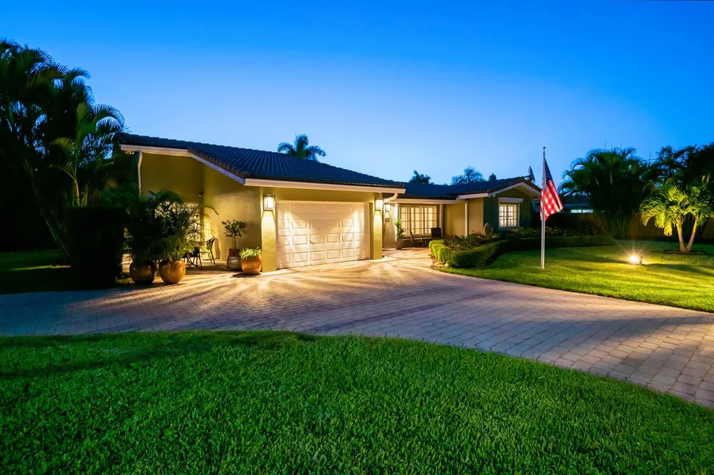 1755 E Terra Mar Drive Lauderdale By The Sea, FL 33062
