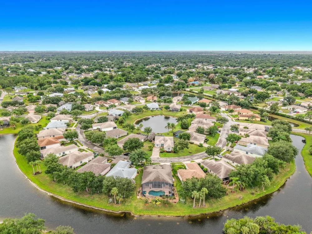 1343 Shoreline Circle Sebastian, FL 32958