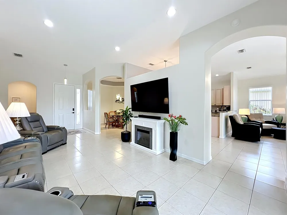 1343 Shoreline Circle Sebastian, FL 32958