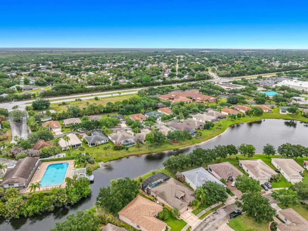 1343 Shoreline Circle Sebastian, FL 32958
