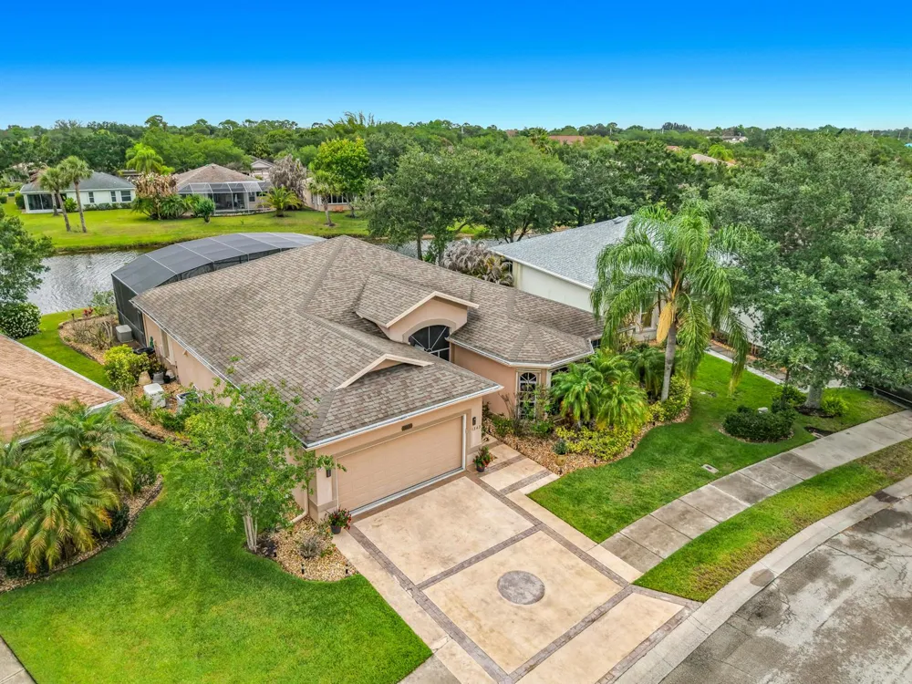 1343 Shoreline Circle Sebastian, FL 32958