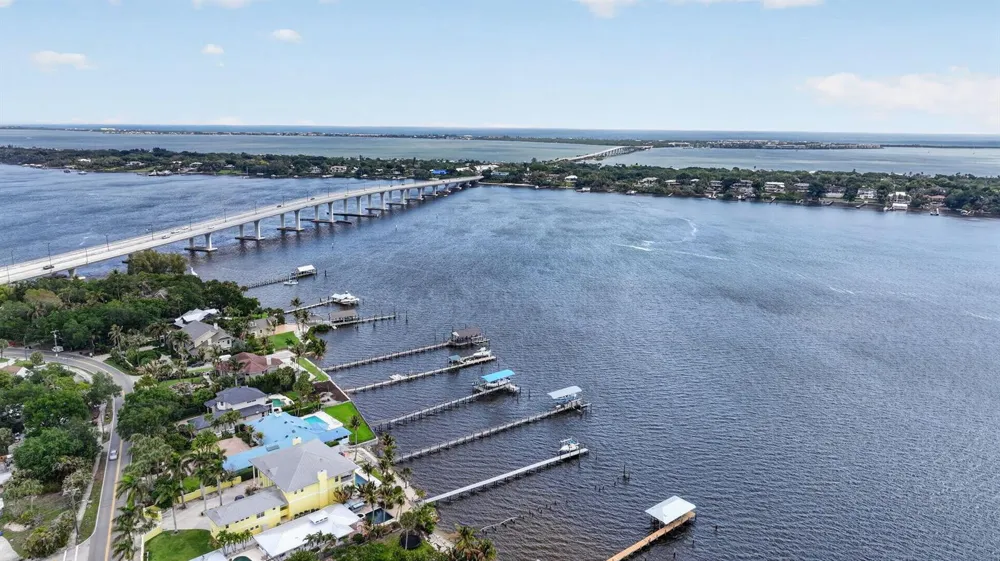 1887 SE Ocean Cove Way Stuart, FL 34996
