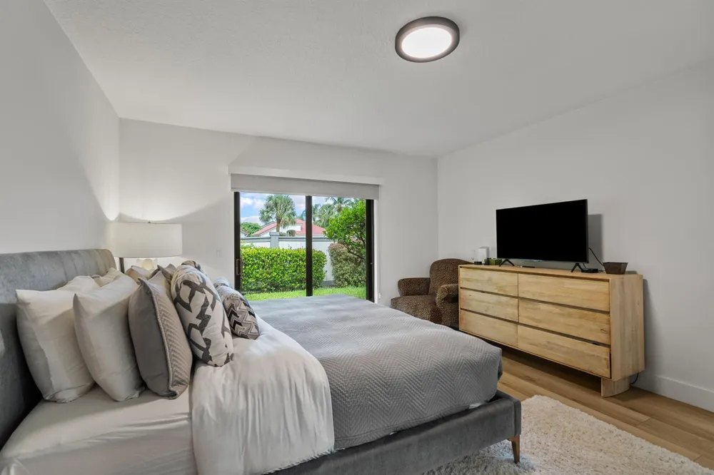 13324 Bedford Mews Court Wellington, FL 33414