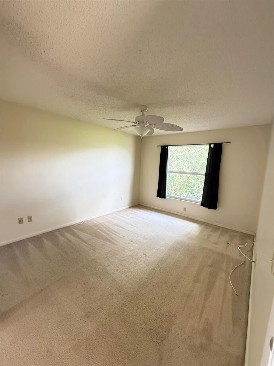 8228 SE Croft Circle #J-8 Hobe Sound, FL 33455