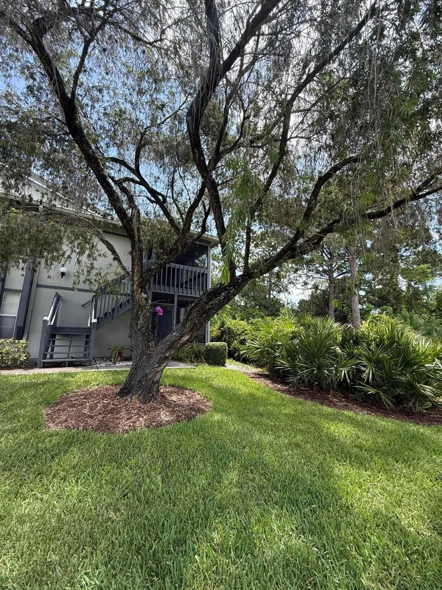 8228 SE Croft Circle #J-8 Hobe Sound, FL 33455