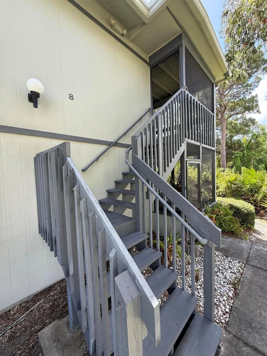 8228 SE Croft Circle #J-8 Hobe Sound, FL 33455