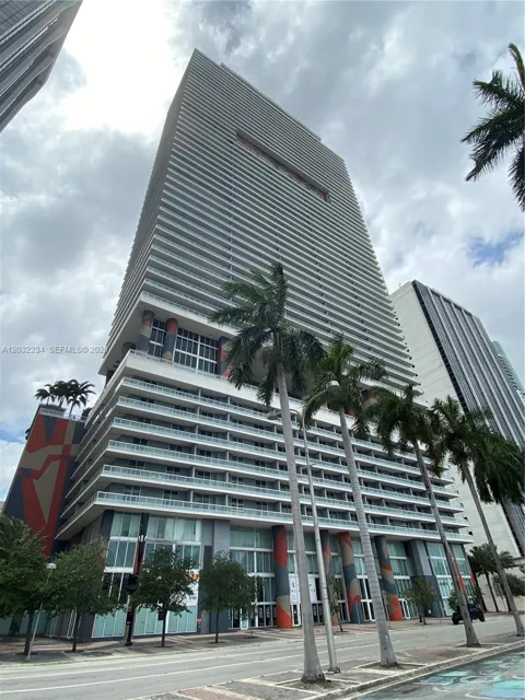 50 Biscayne Blvd #2902