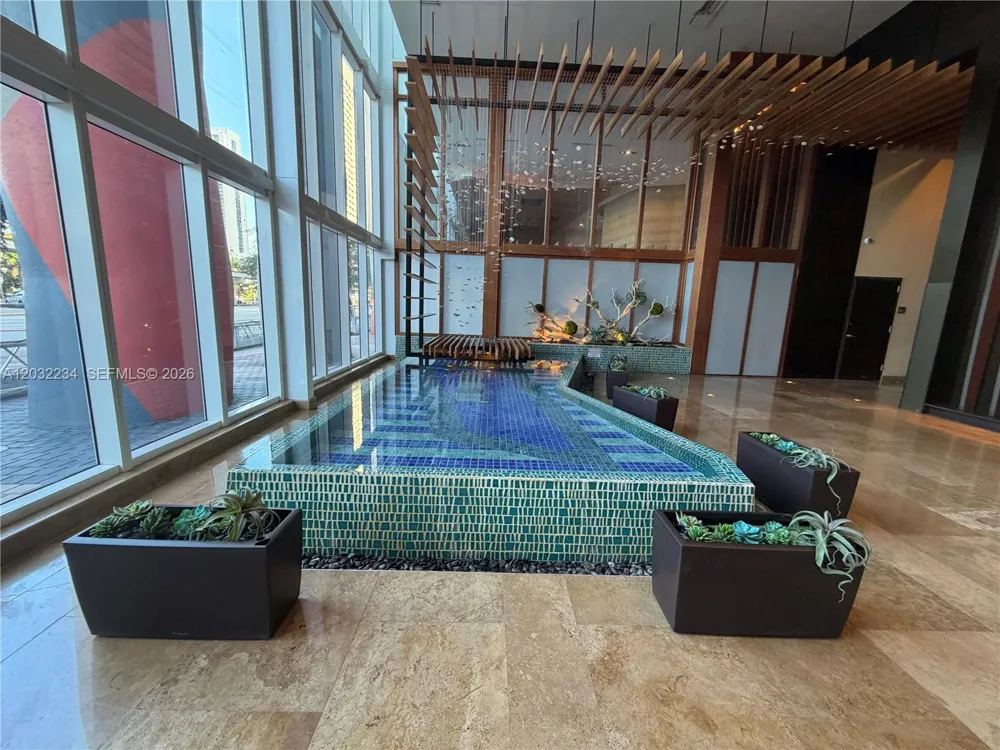50 Biscayne Blvd #2902 Miami, FL 33132