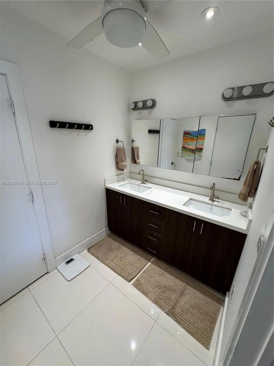 13305 Biscayne Island Ter North Miami, FL 33181