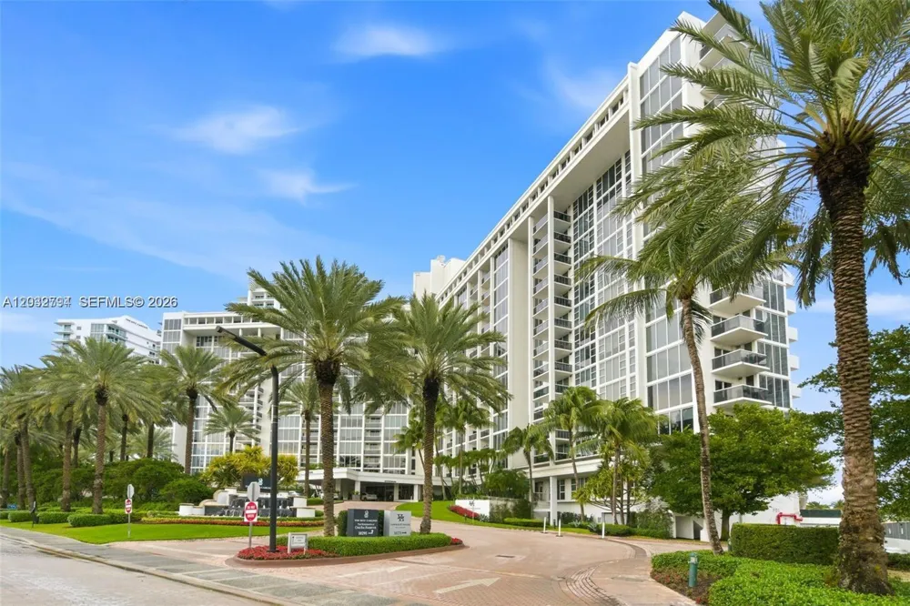 10275 Collins Ave #718 Bal Harbour, FL 33154