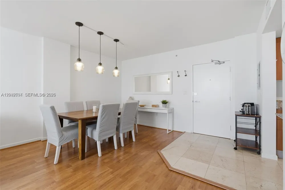 10275 Collins Ave #718 Bal Harbour, FL 33154
