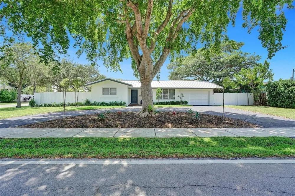 5101 NE 27th Avenue Lighthouse Point, FL 33064