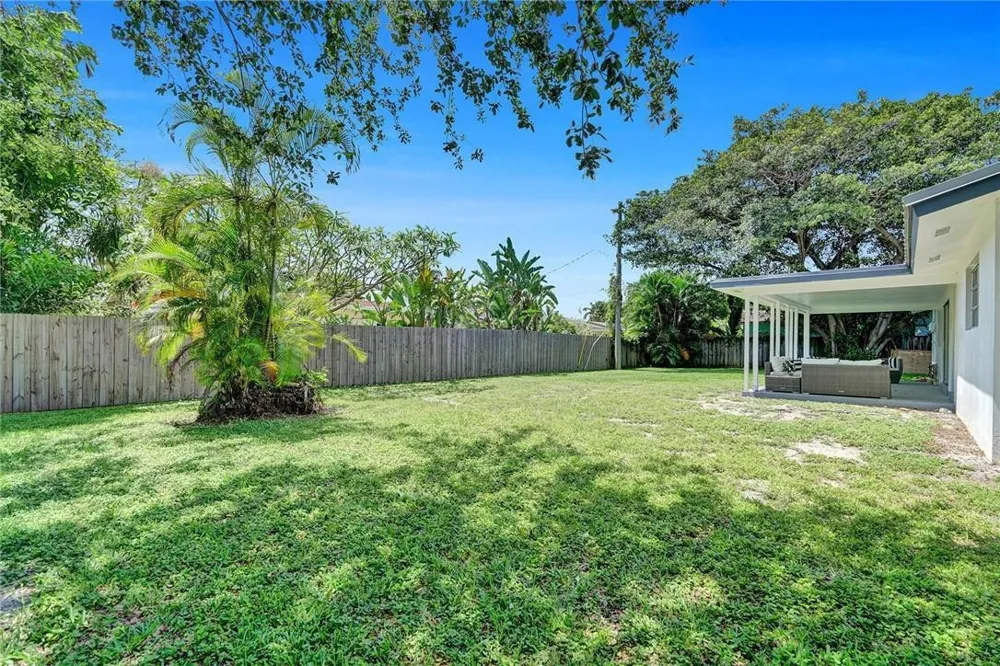 5101 NE 27th Avenue Lighthouse Point, FL 33064