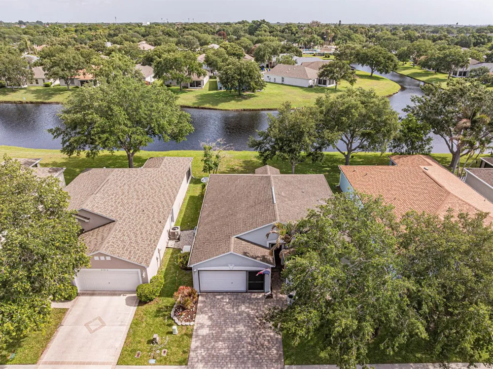 1360 10th Manor Vero Beach, FL 32960