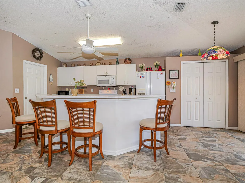 1360 10th Manor Vero Beach, FL 32960