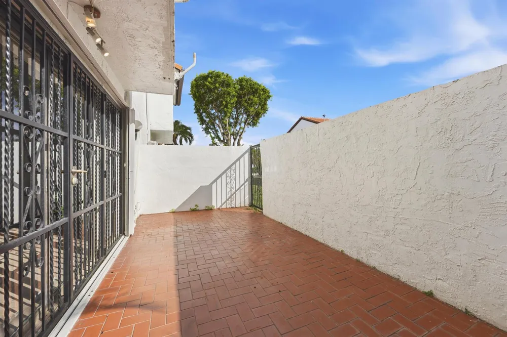 1461 SW 124th Court #13-c Miami, FL 33184