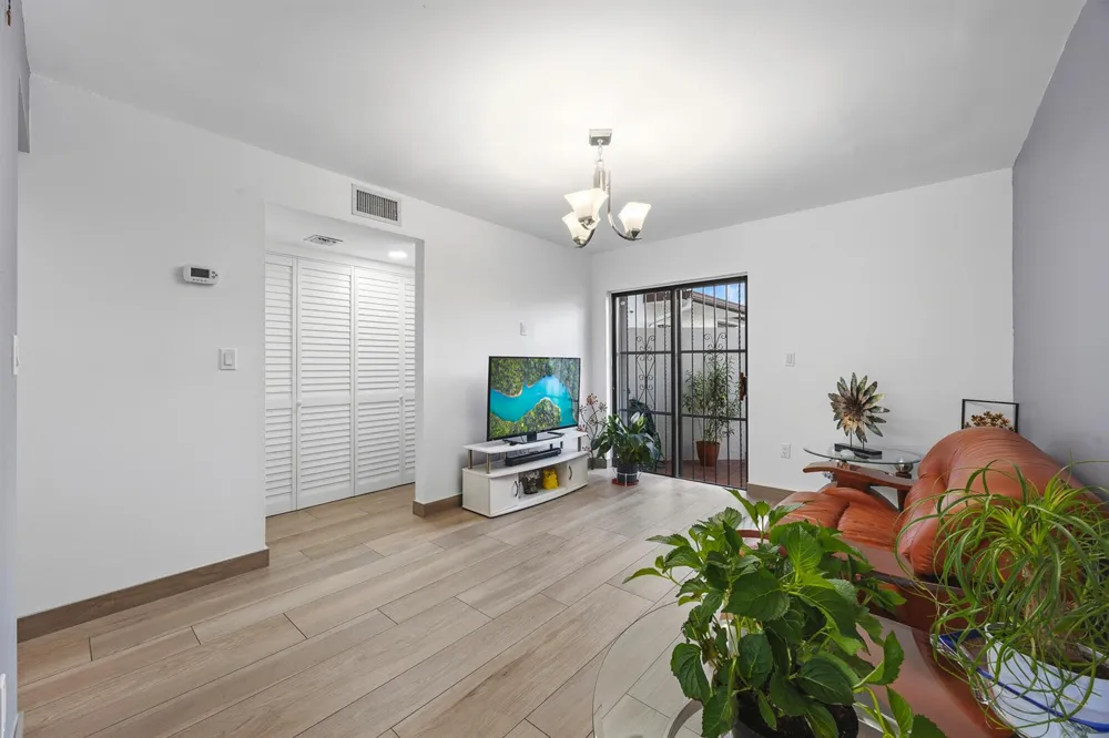 1461 SW 124th Court #13-c Miami, FL 33184